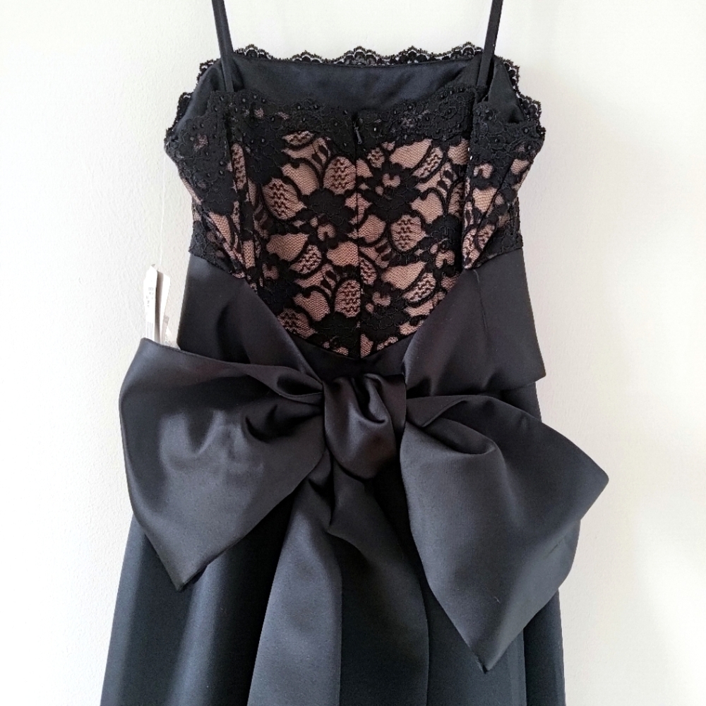 CHANEL style Black Lace & Nude-Underlay Bow Cocktail Dress